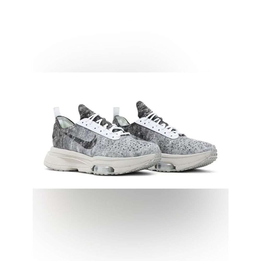 2021
Nike Wmns Air Zoom-Type SE 'Recycled'